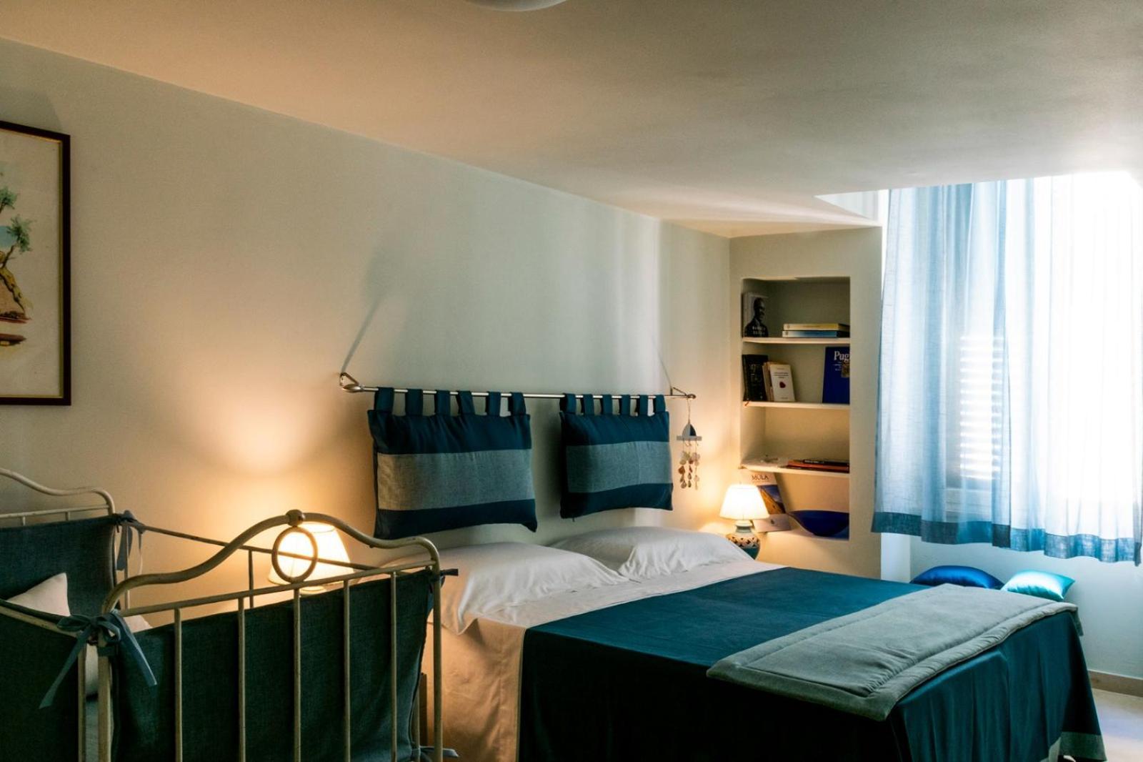 Palazzo Vaaz Apartman Mola di Bari Kültér fotó