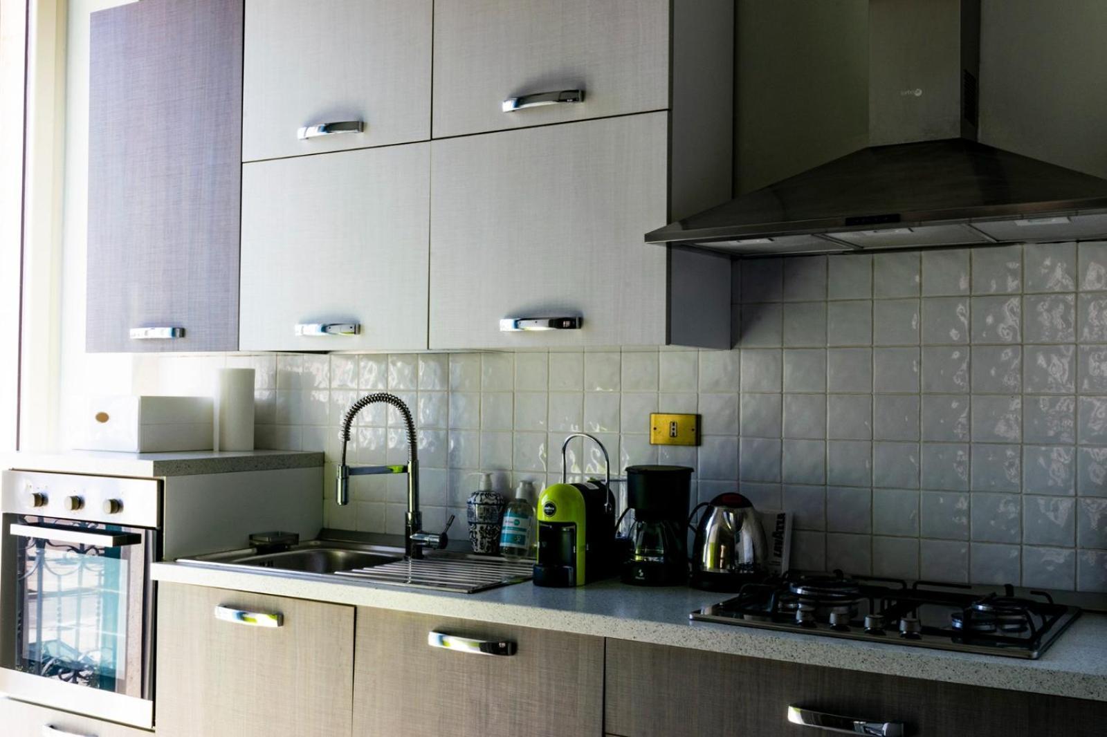 Palazzo Vaaz Apartman Mola di Bari Kültér fotó